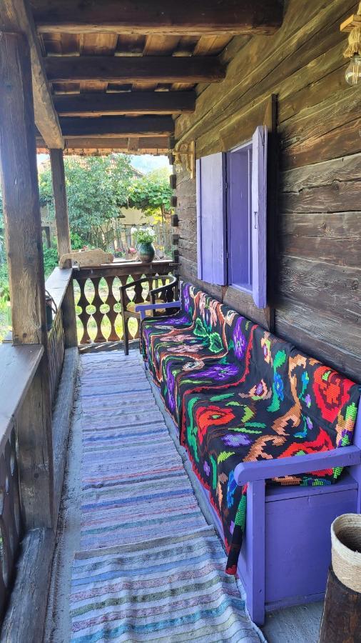 Casa Cu Lavanda Petroşani Buitenkant foto